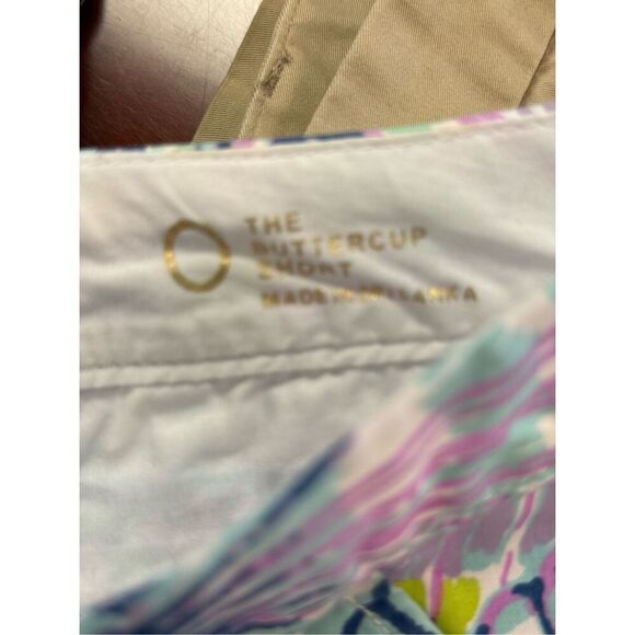 Lilly Pulitzer Buttercup Scalloped Edge Shorts in Seashell Print Sz 0 EUC - Picture 6 of 7